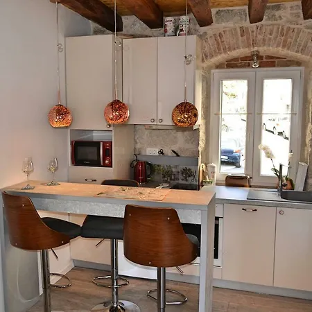Kaleta Little House Apartamento *