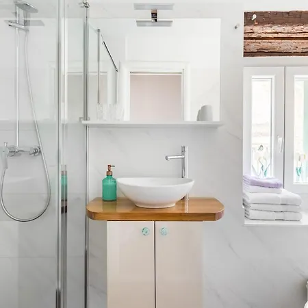 Kaleta Little House Apartment Split