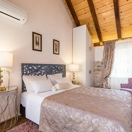 Kaleta Little House Apartment Split