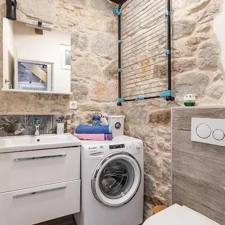 Kaleta Little House Apartment Split